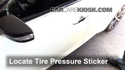 2016 Nissan Maxima SR 3.5L V6 Tires & Wheels Check Tire Pressure